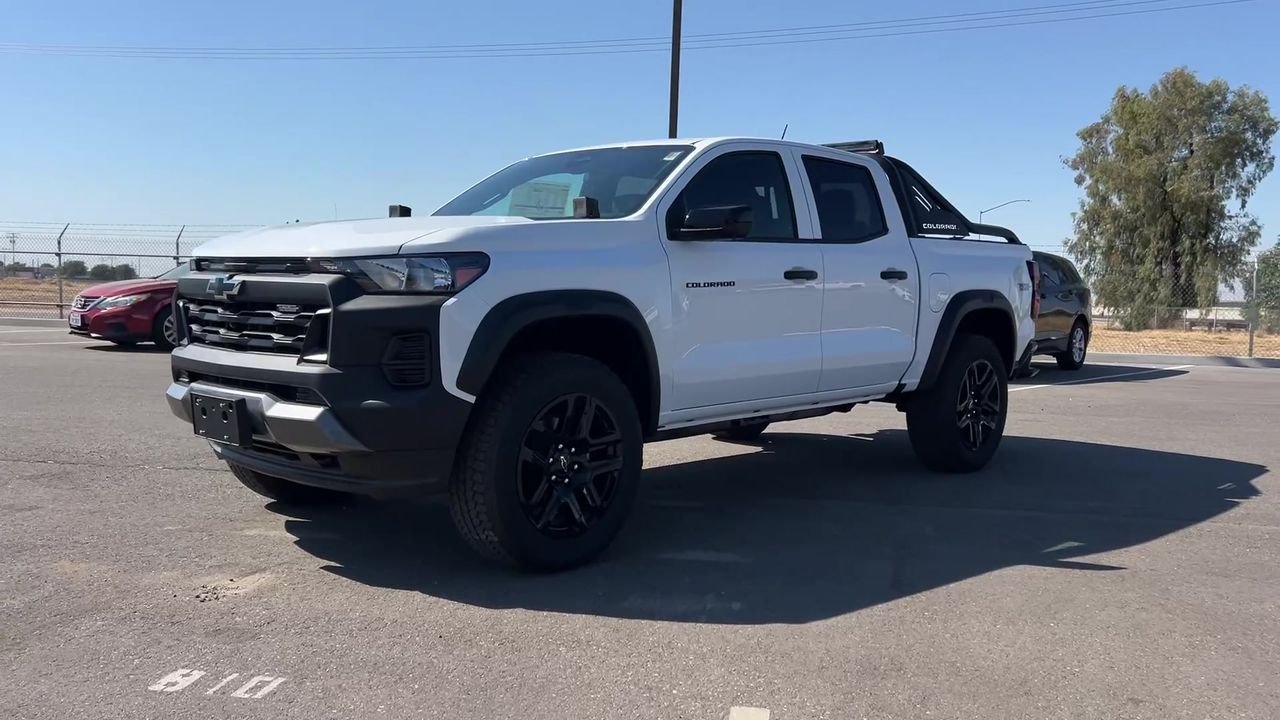 2025 Chevrolet Colorado Trail Boss - Photo 28