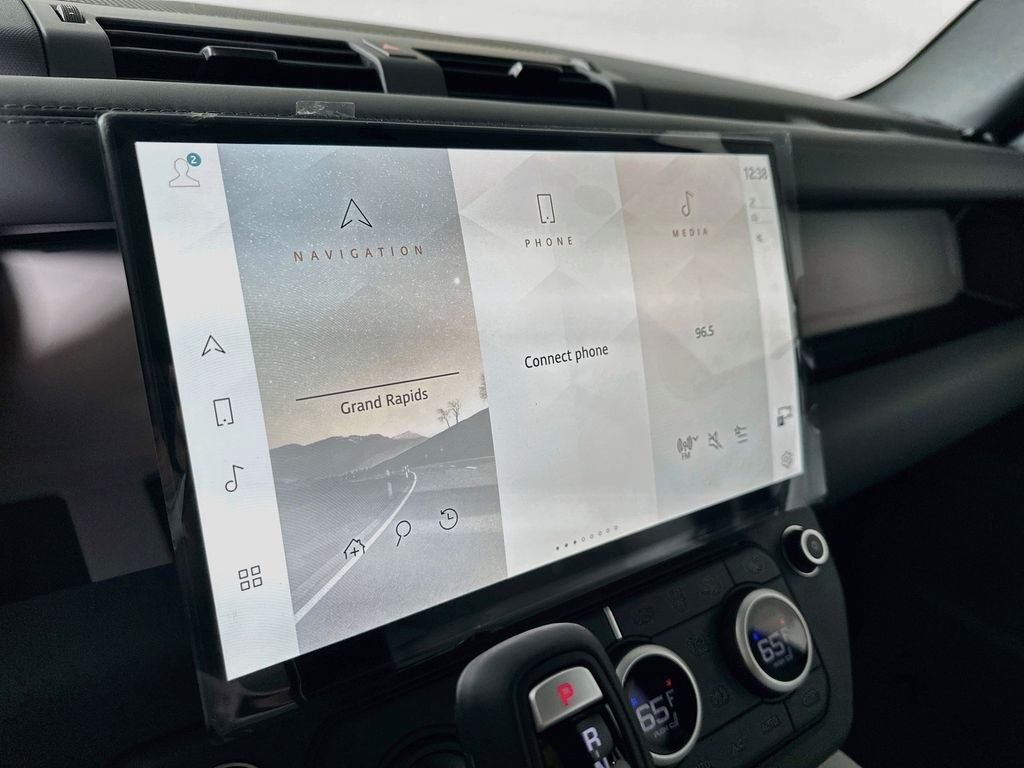 New 2026 Tasman Blue Land Rover S image 17