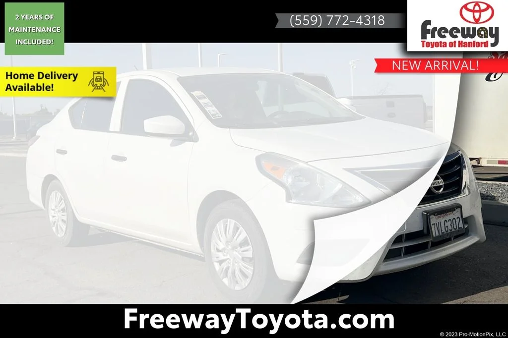 2016 Nissan Versa 1.6 S MT's photo