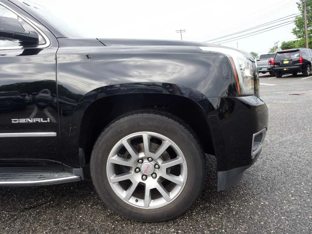 Certified Used 2019 ONYX BLACK GMC Denali image 11