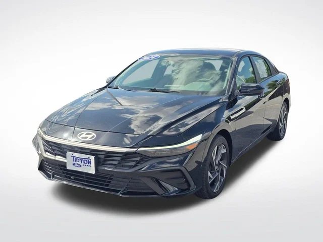 Pre-Owned 2025 Hyundai Elantra SEL Sport FWD 4 Door Sedan