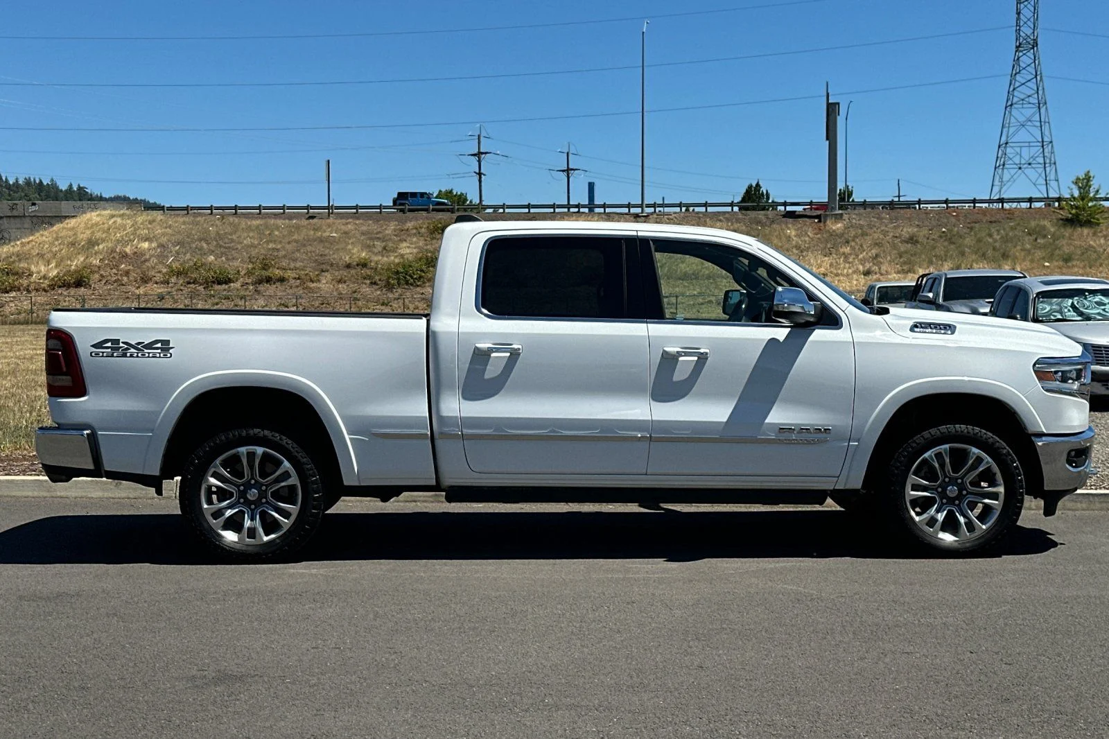 Used 2022 White Ram Limited image 2