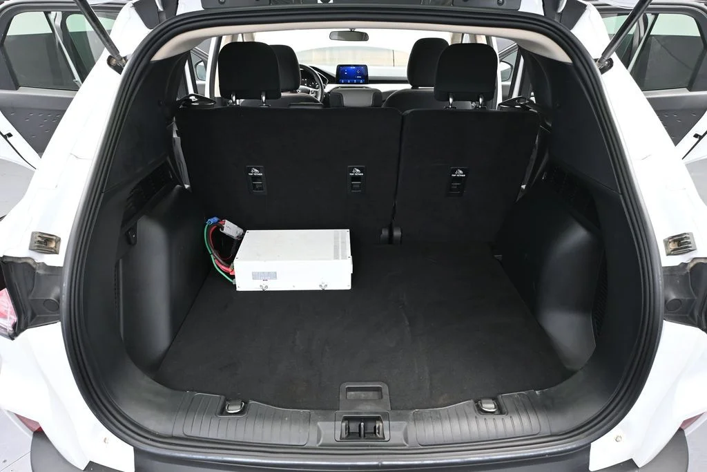 Used 2020 White Ford SE image 34
