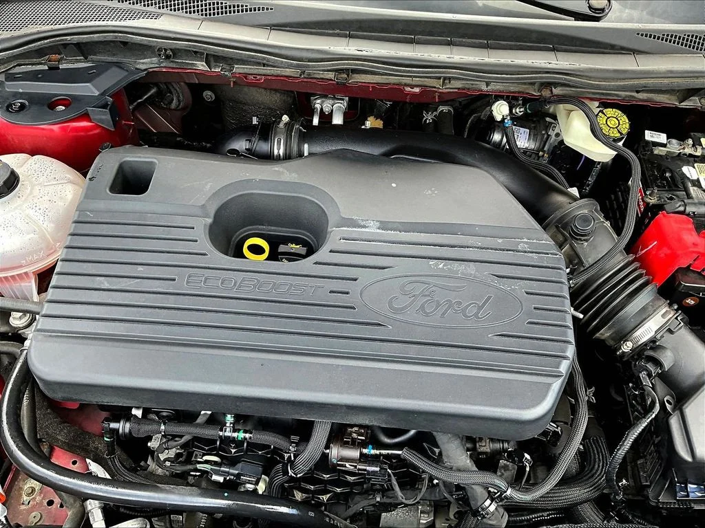 Used 2020 Red Ford SEL image 34