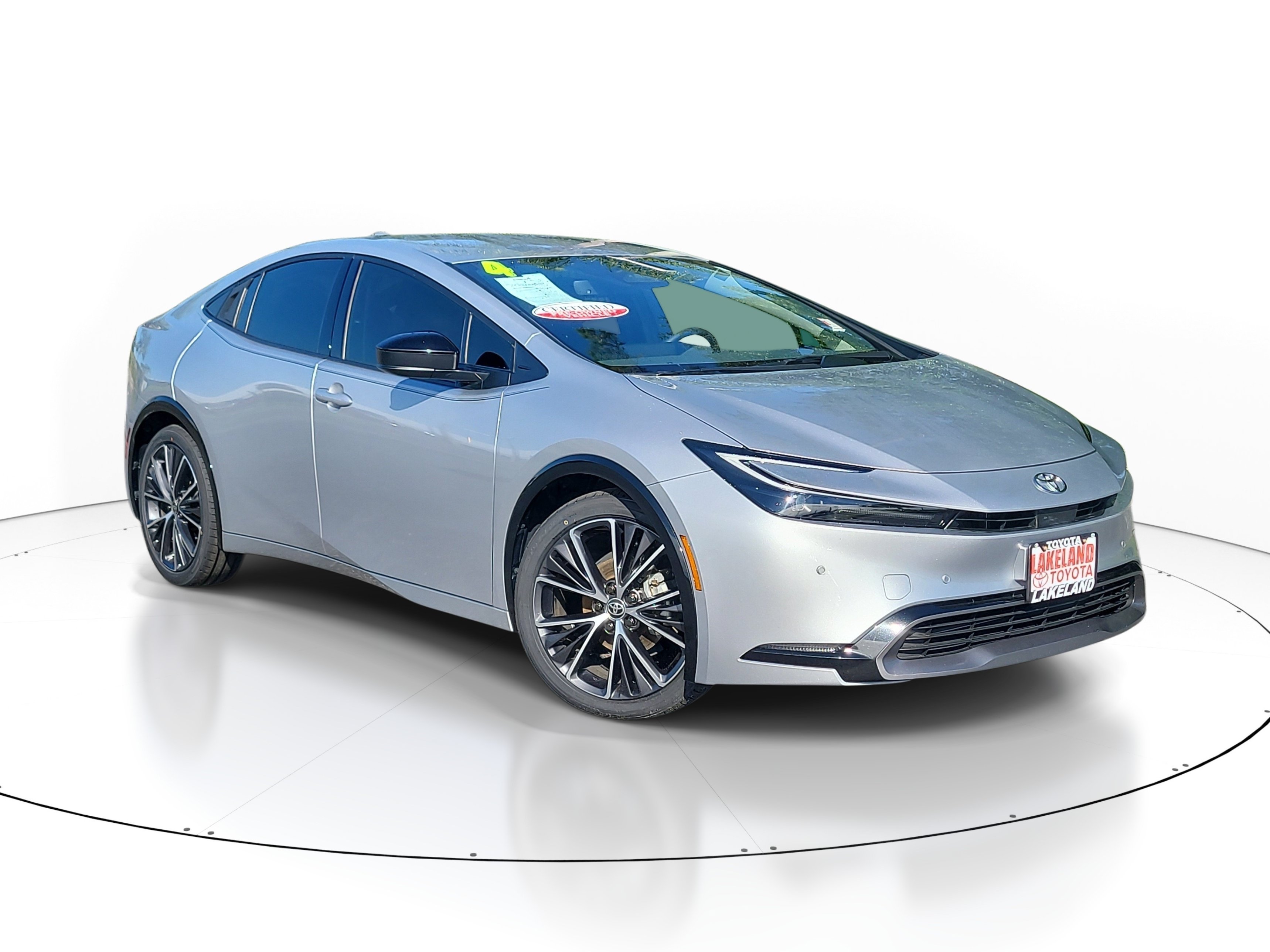 Used 2024 Cutting Edge Toyota XLE image 1