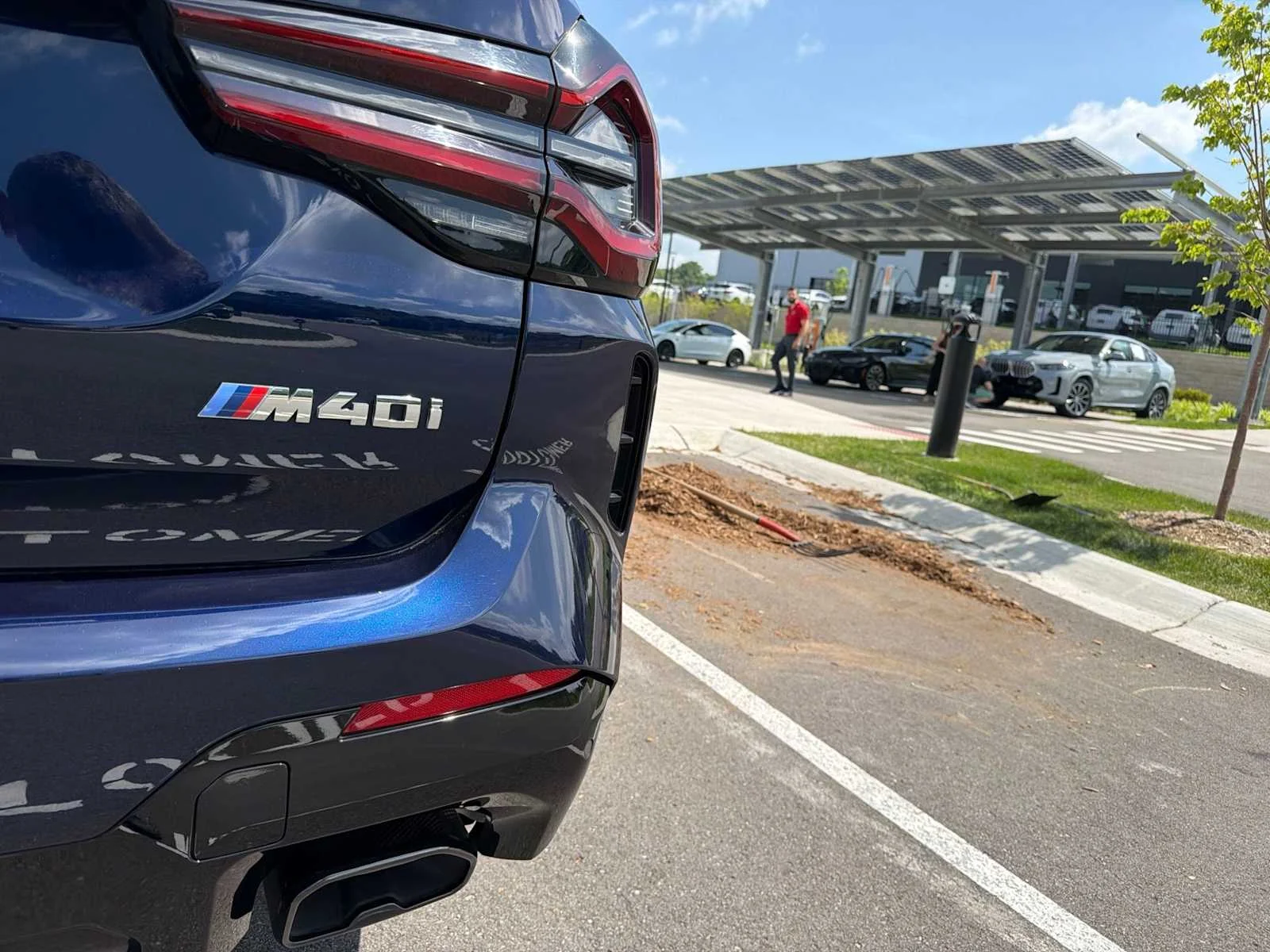 Used 2022 Tanzanite Blue II Metallic BMW M40i image 9