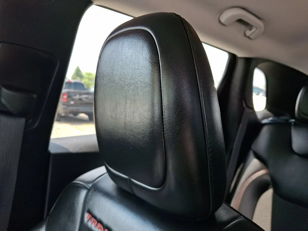 Used 2020 Bright White Clearcoat Jeep Trailhawk image 18