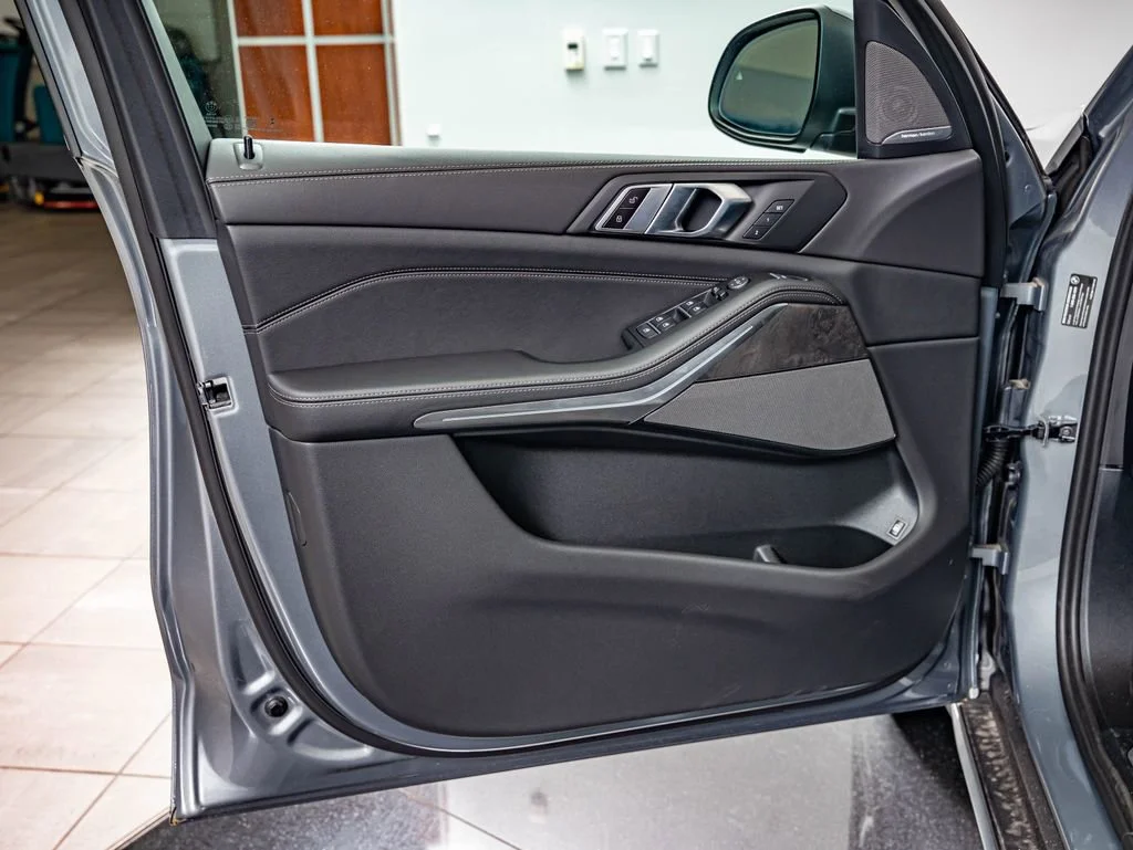2026 BMW X5 50e - Photo 18