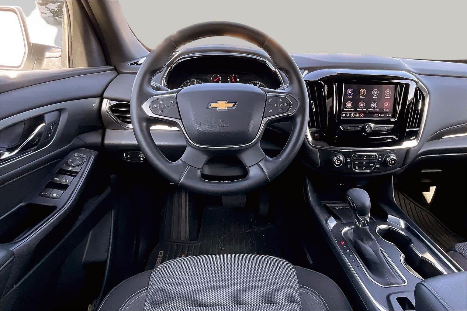Used 2023 Summit White Chevrolet LT Cloth image 5