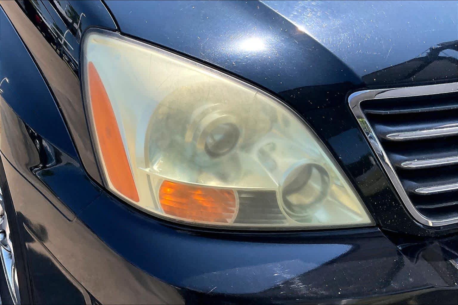 Used 2005 Black Onyx Lexus  image 25