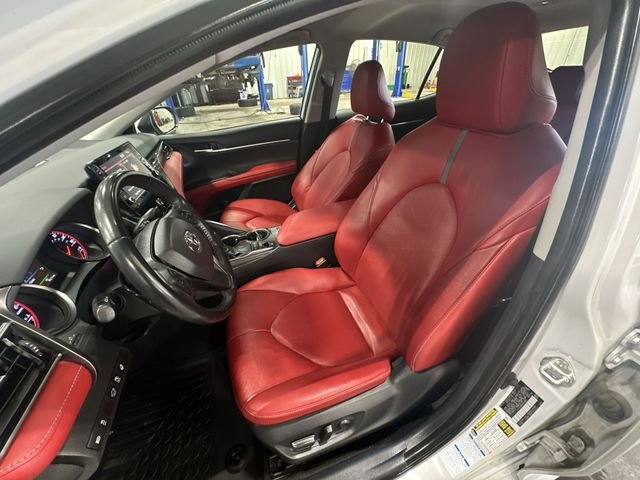 Used 2022 White Toyota XSE image 17