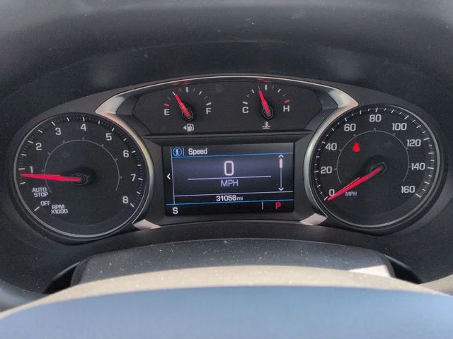Used 2023 White GMC SLE image 13