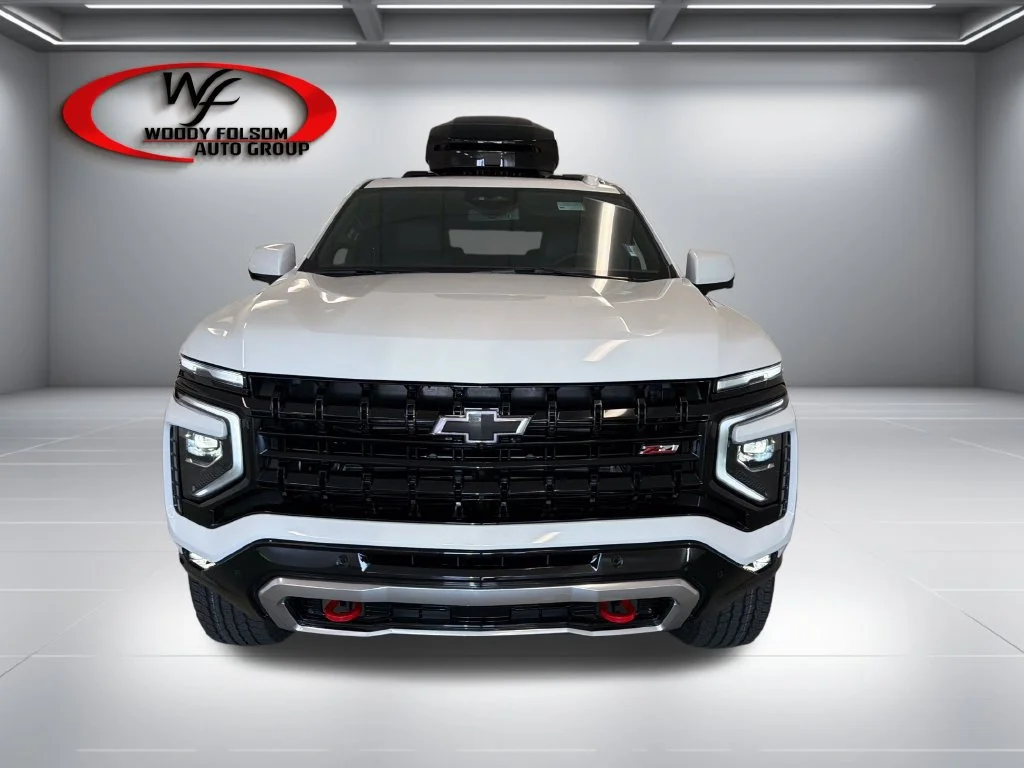 New 2027 Summit White Chevrolet Z71 image 2