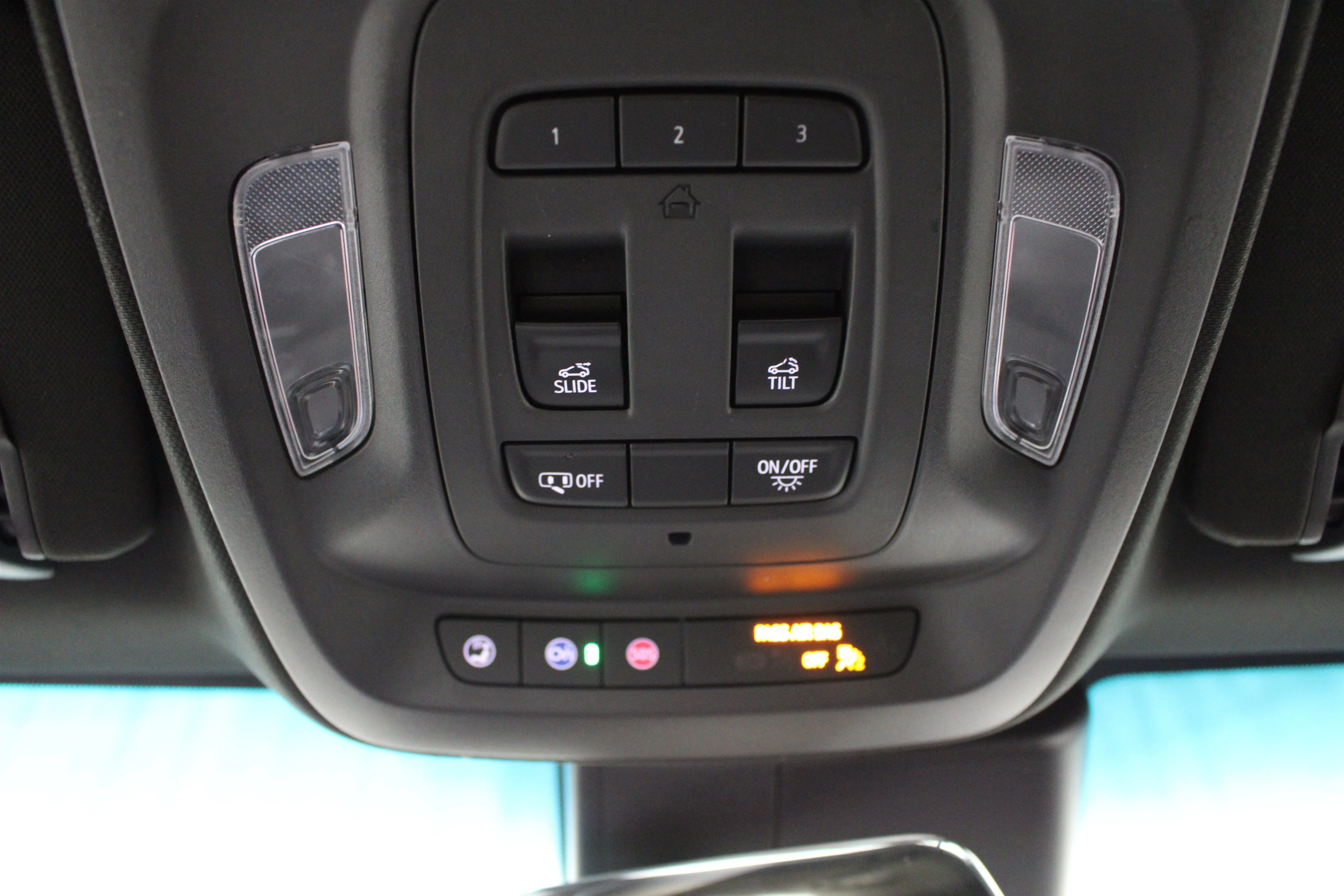 2025 Cadillac CT4 V-Series - Photo 20