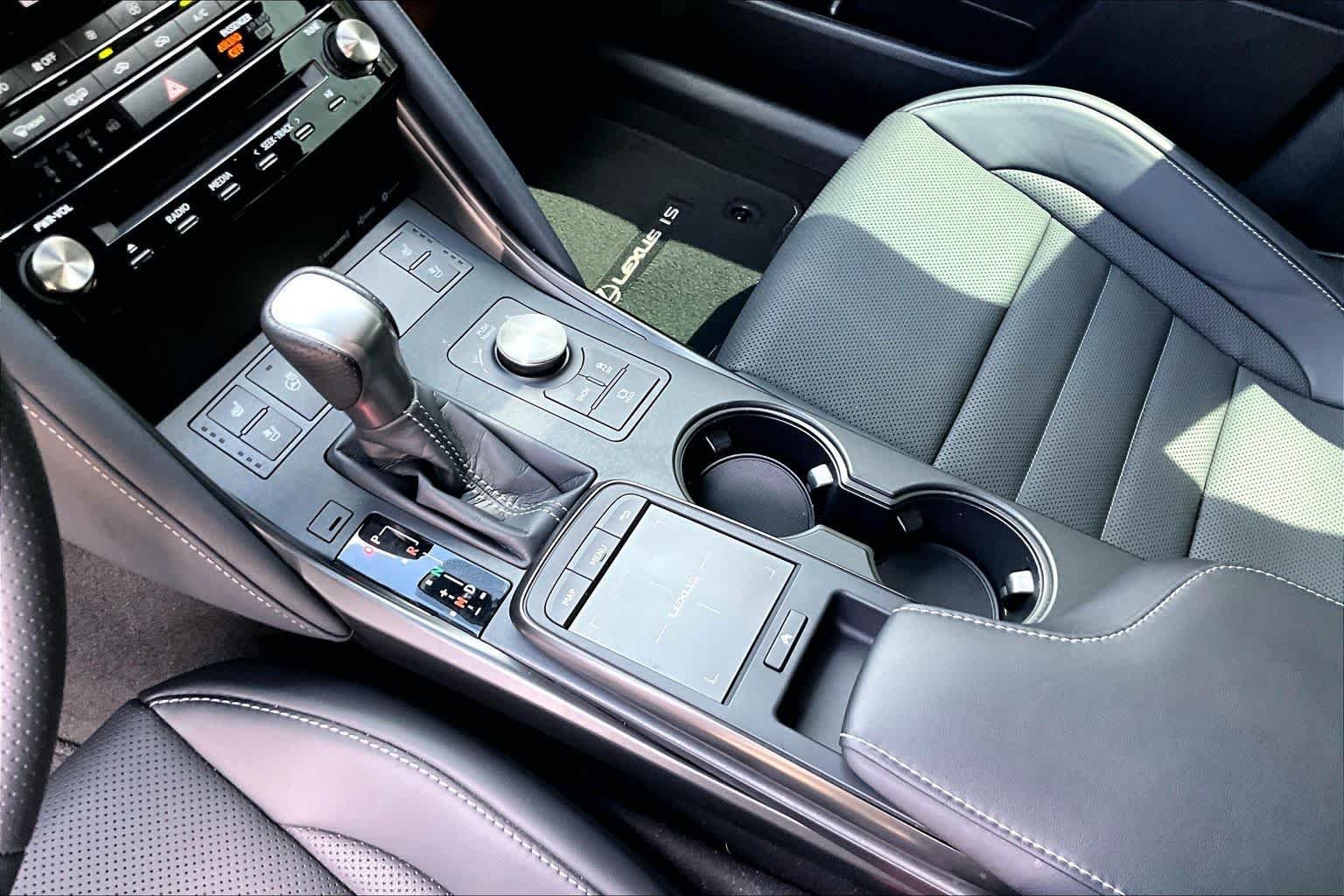 Certified Used 2025 Ultra White Lexus F SPORT image 17