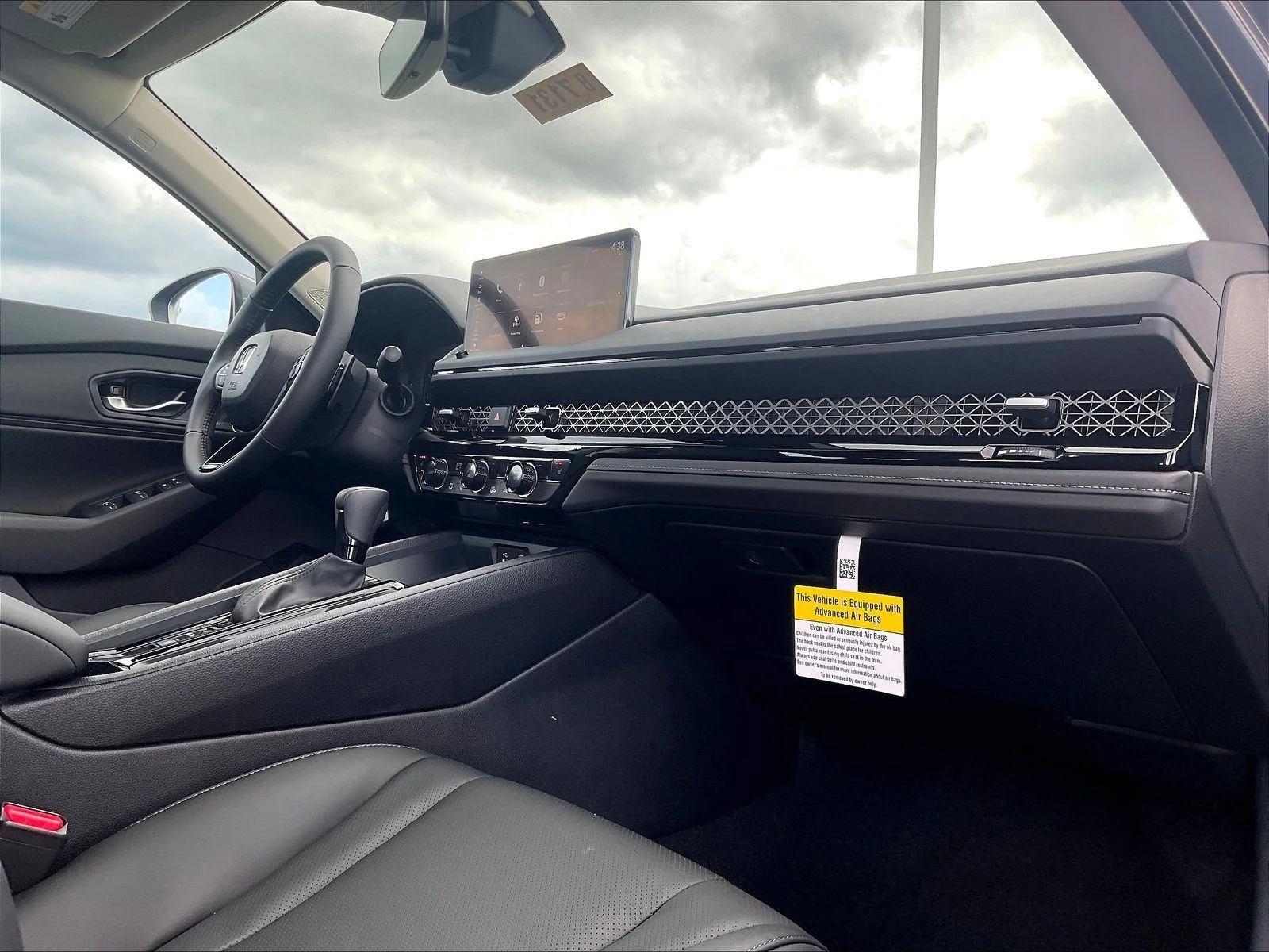 New 2026 Urban Gray Pearl Honda EX-L image 31
