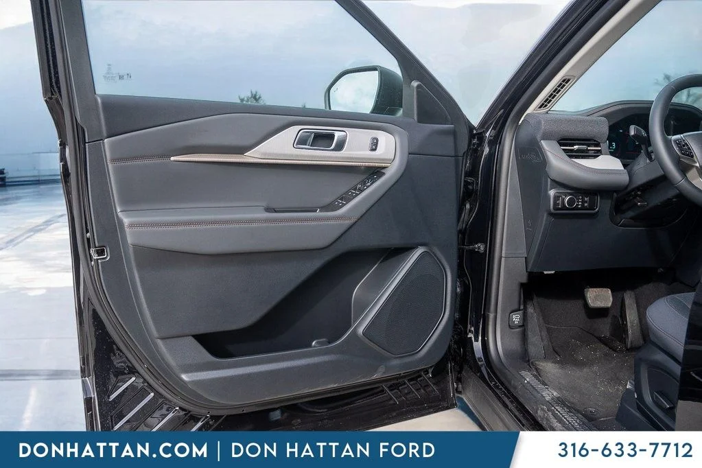 New 2026 Agate Black Metallic Ford Active image 14