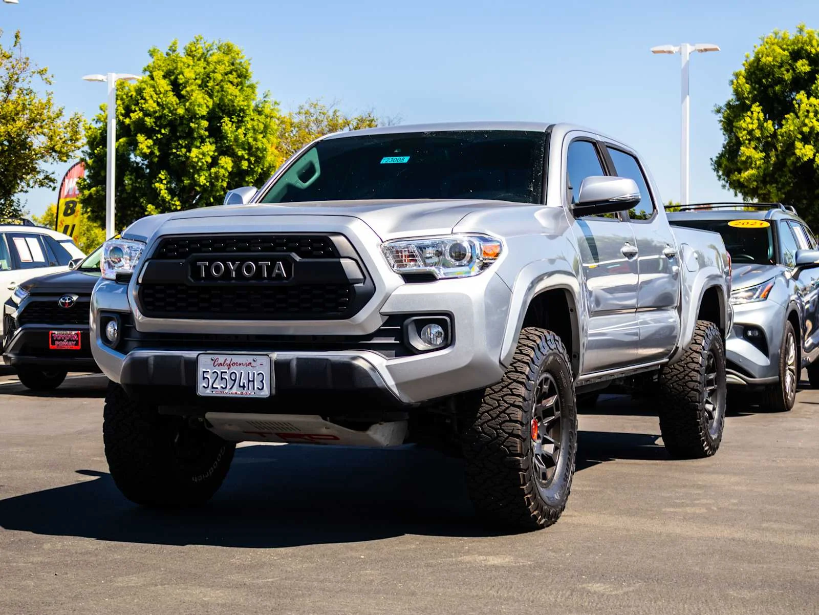 Used 2021 Silver Toyota SR5 image 3