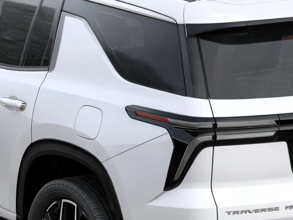 New 2026 Polar White Tricoat Chevrolet RS image 7