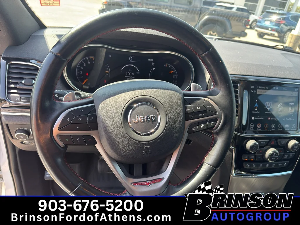 Certified Used 2021 Bright White Clearcoat Jeep Trailhawk image 20