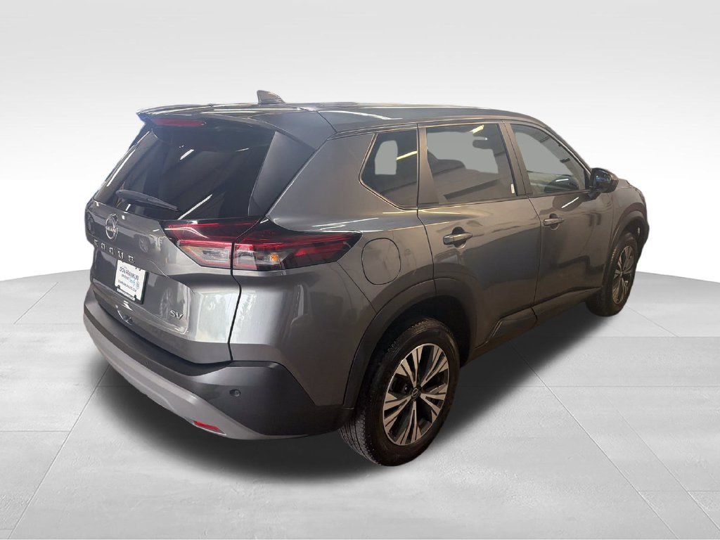 Used 2023 Gray Nissan SV image 5