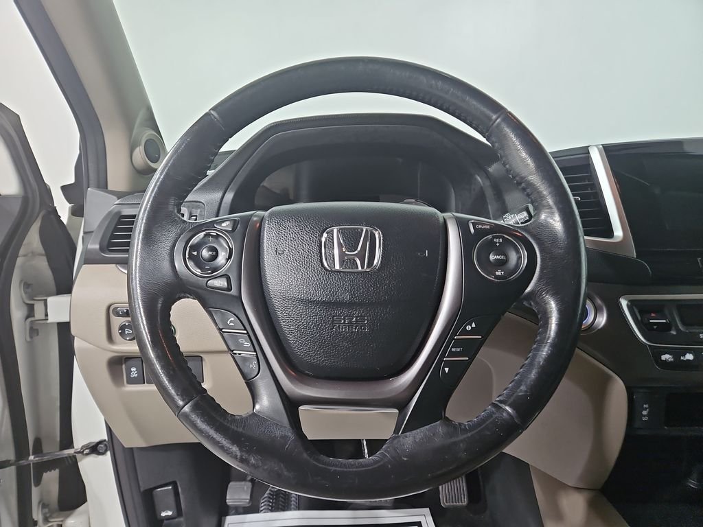 Used 2017 White Honda EX-L image 14