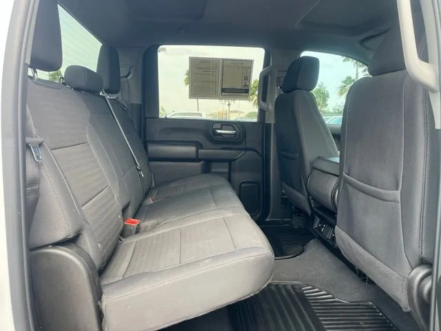 Used 2025 White Chevrolet Custom image 23