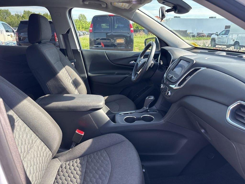 Used 2020 Summit White Chevrolet LT image 39