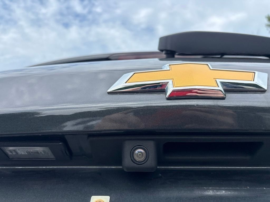 Used 2019 Gray Chevrolet LT image 33