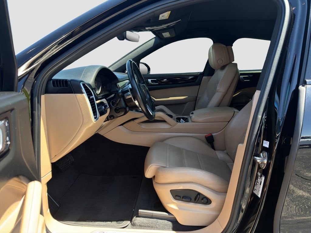 2022 Porsche Cayenne Coup Platinum Edition - Photo 9