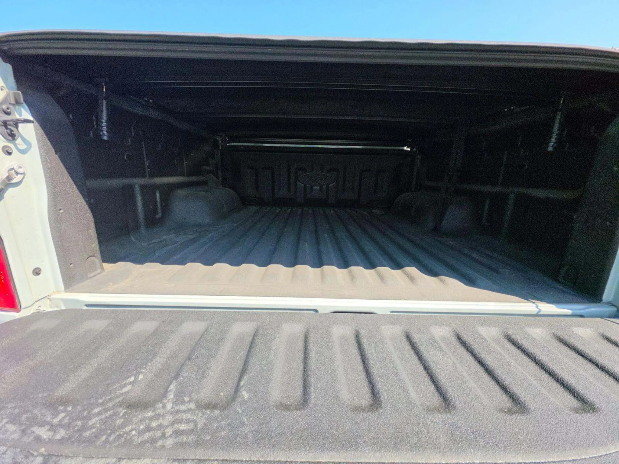 Used 2021 Cactus Gray Ford XLT image 6