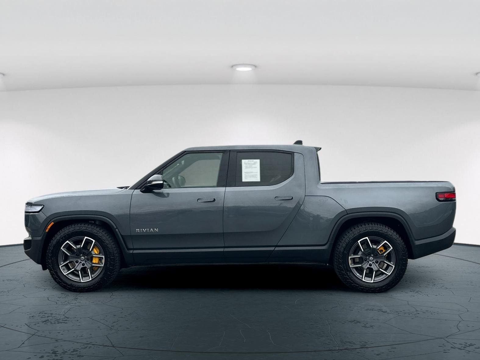 Used 2022 El Cap Granite Rivian Adventure 4D Crew Cab image 3
