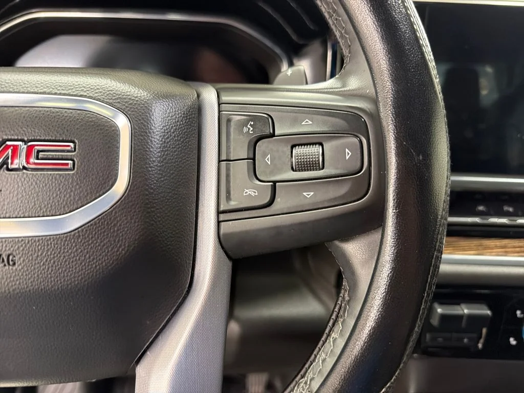 Certified Used 2025 White GMC Elevation image 21