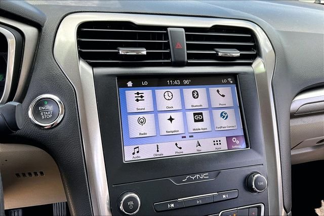 Used 2019 White Ford SE image 24