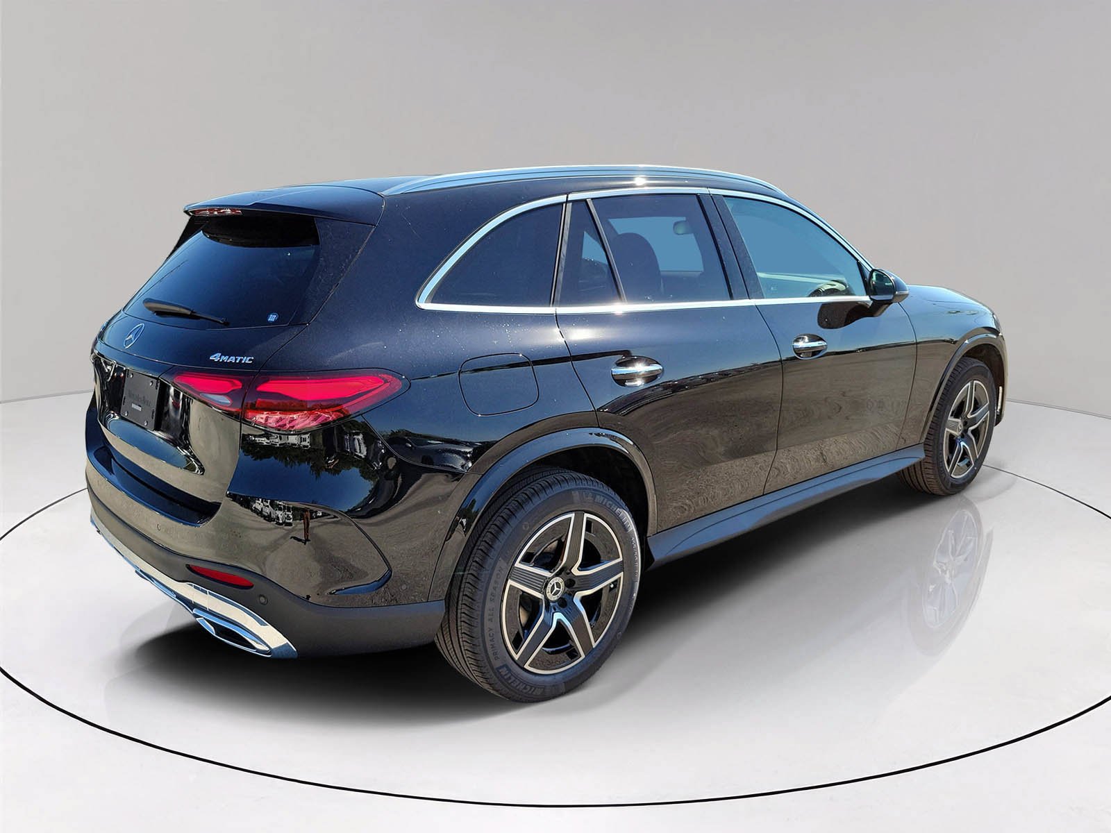 New 2026 Black Mercedes-Benz GLC 300 image 6