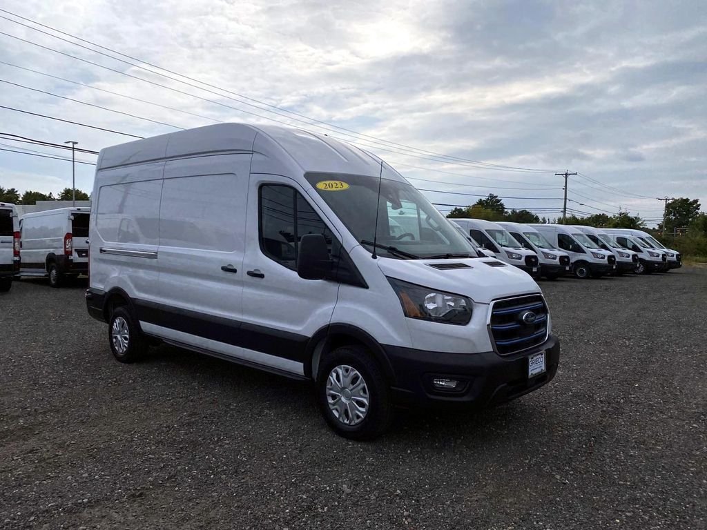 2023 Ford E-Transit Cargo Van Base