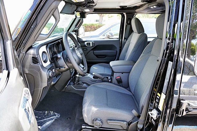 2025 Jeep Gladiator Sport S - Photo 19