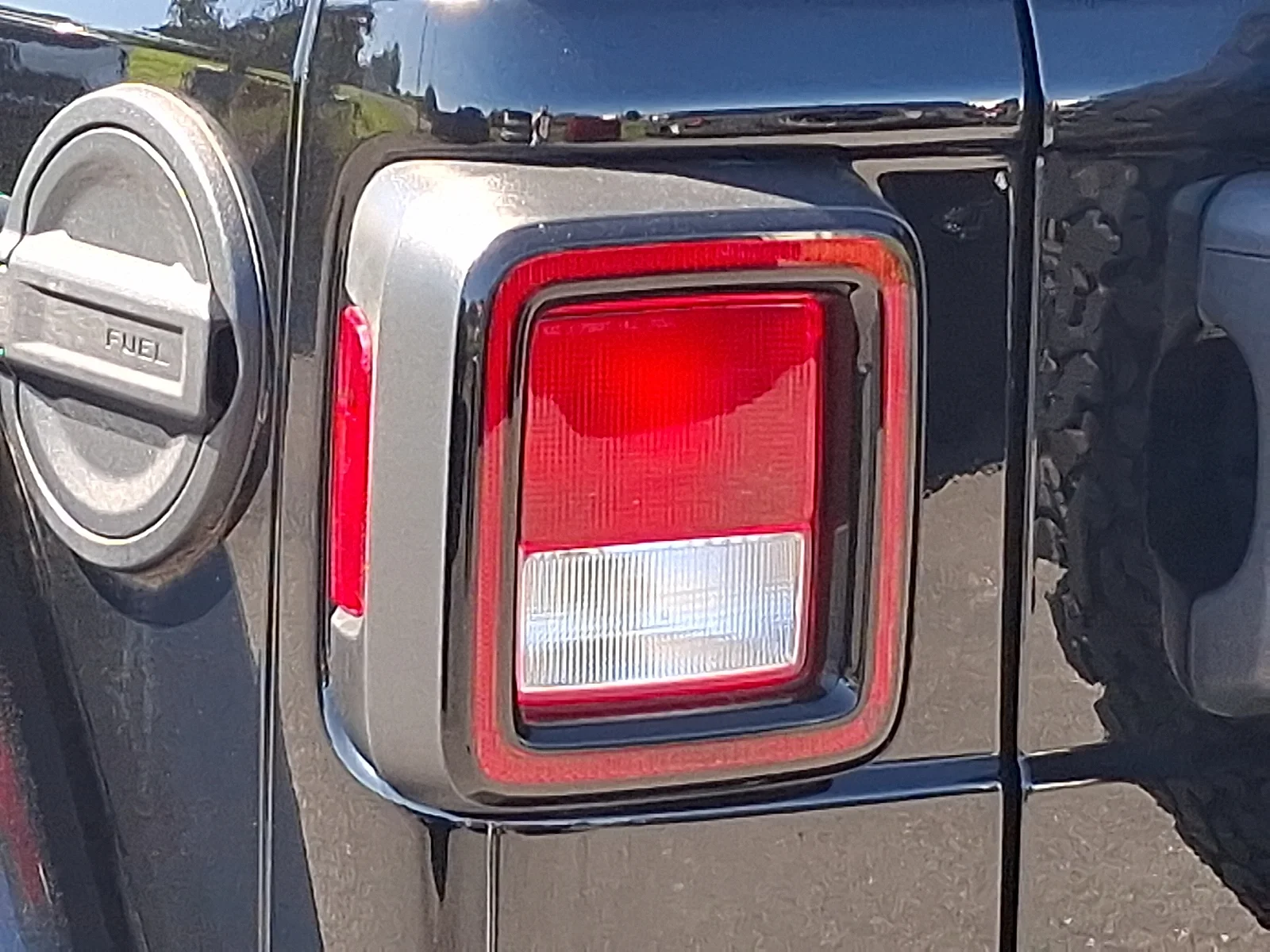 Used 2023 Black Clearcoat - PX8 Jeep 4-Door Rubicon 4x4 image 17