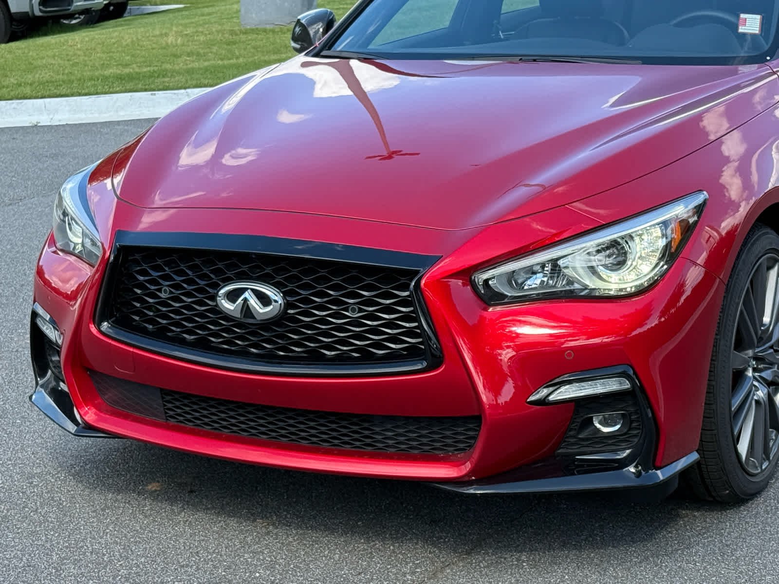 Used 2023 Dynamic Sunstone Red INFINITI RED SPORT 400 image 9