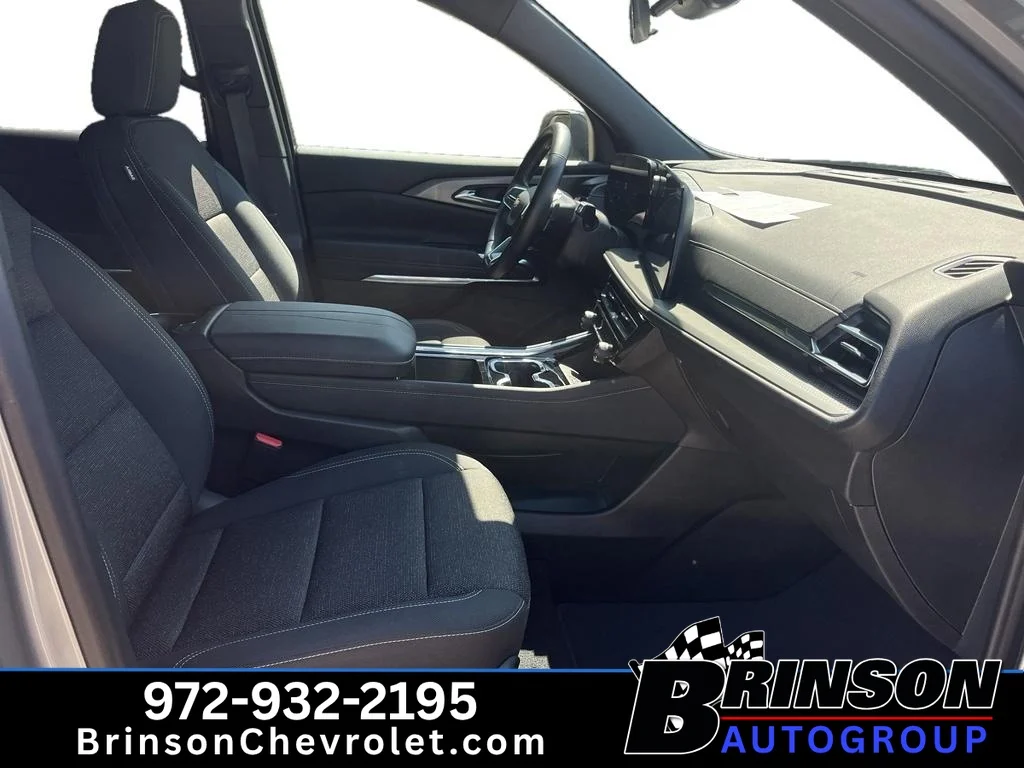 Used 2026 Sterling Gray Metallic Chevrolet FWD LT image 5