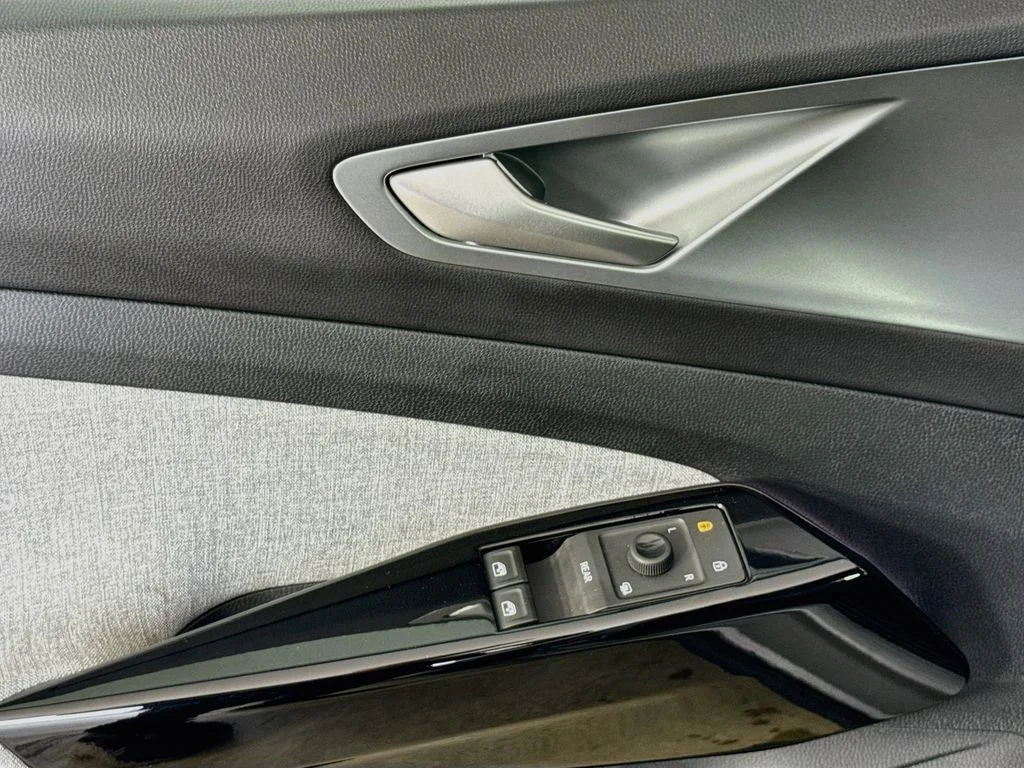 Used 2024 Gray Volkswagen Pro image 18
