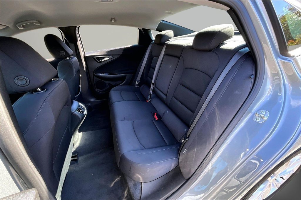 Used 2024 Gray Chevrolet LT image 25