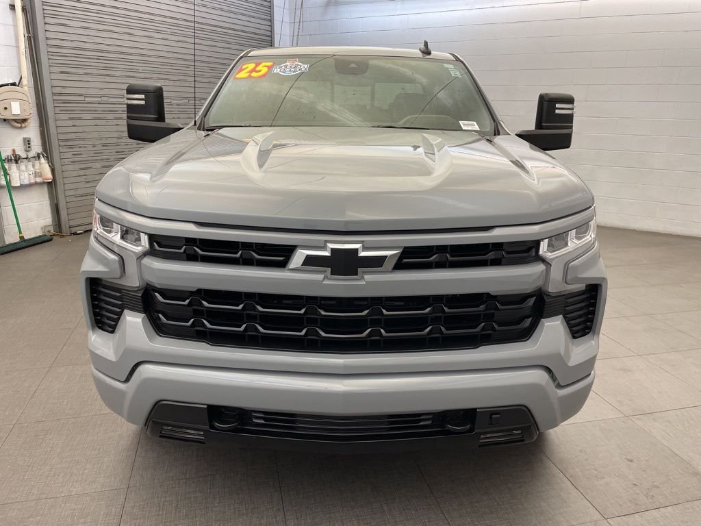 Used 2025 Gray Chevrolet RST image 9
