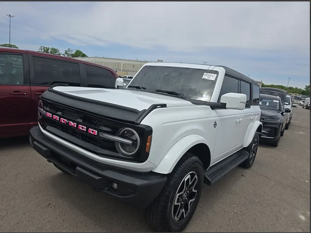 2025 Ford Bronco Outer Banks for sale at Sam Leman Ford