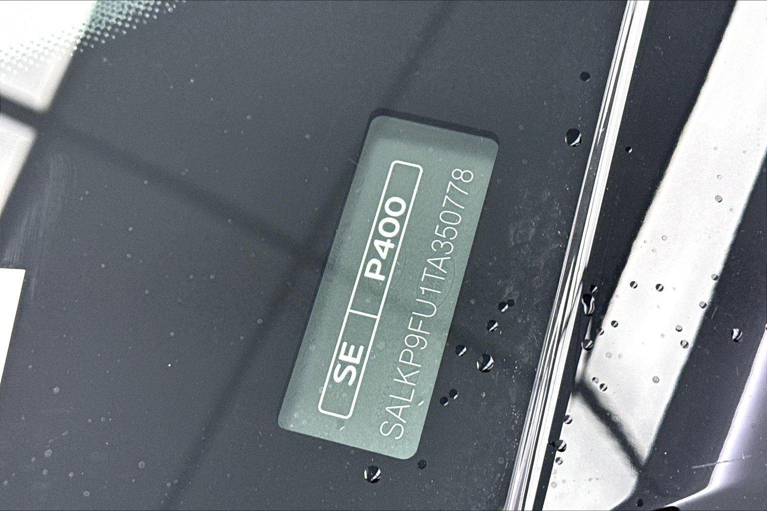 New 2026  Land Rover SE image 8