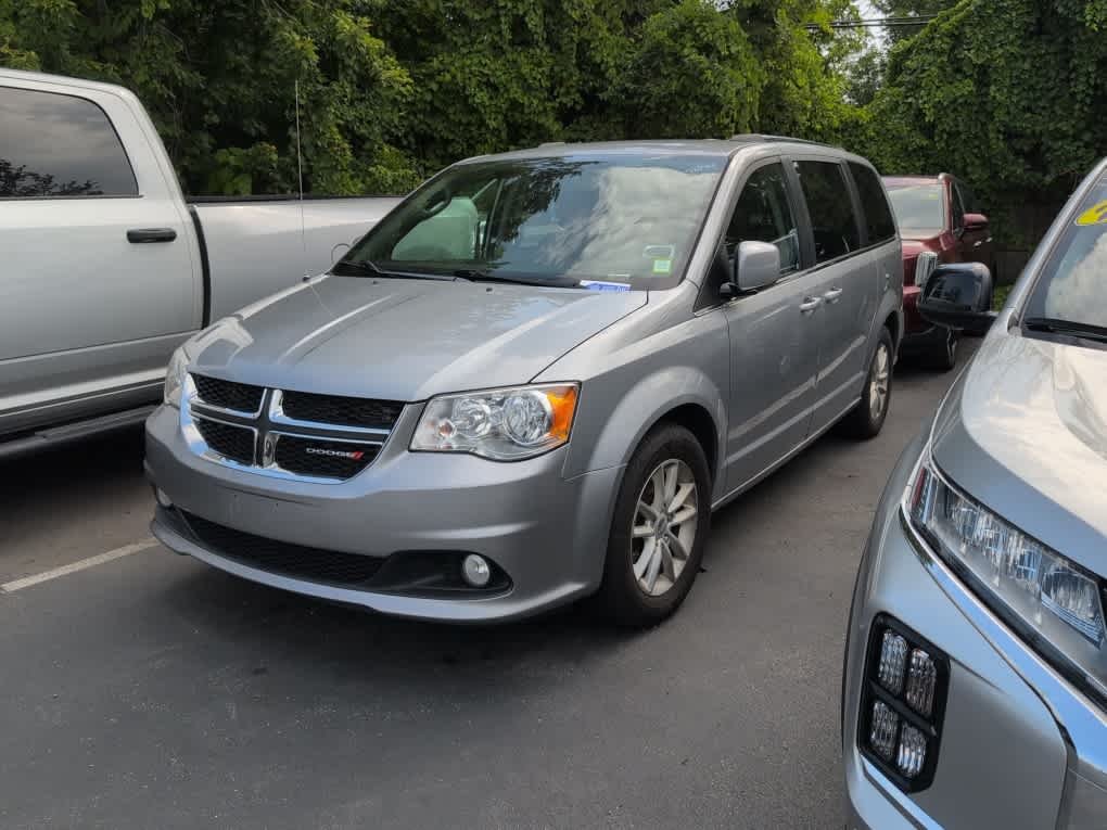 Used 2019 Billet Clearcoat Dodge SXT image 3