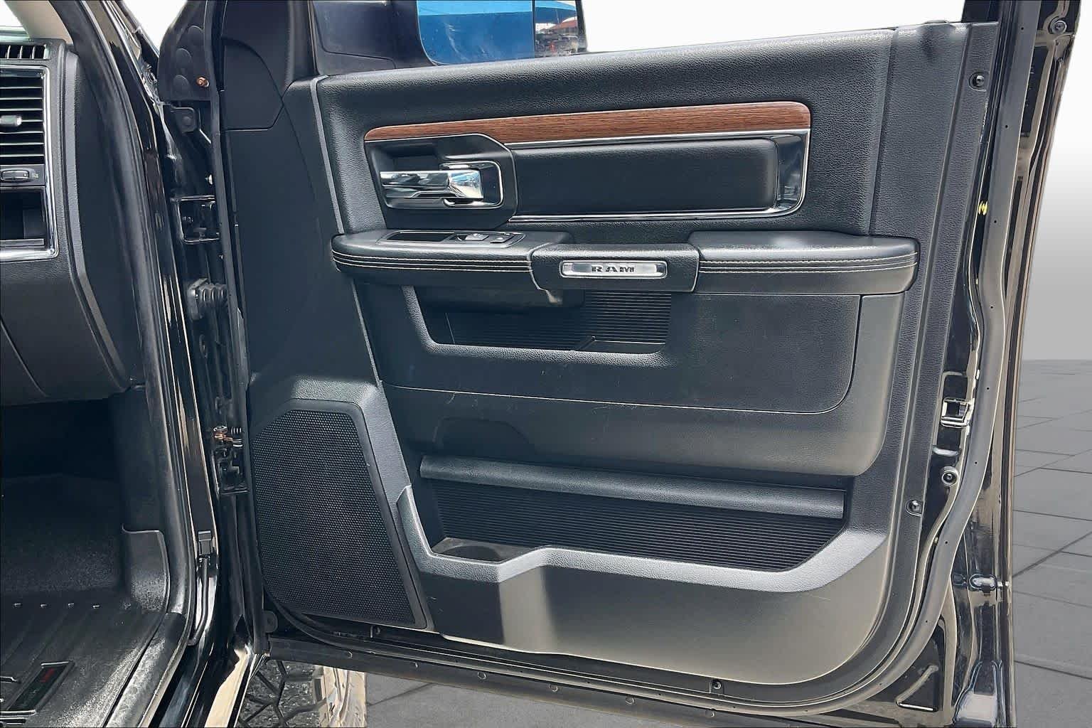 Used 2014 Black Clearcoat Ram Laramie image 21
