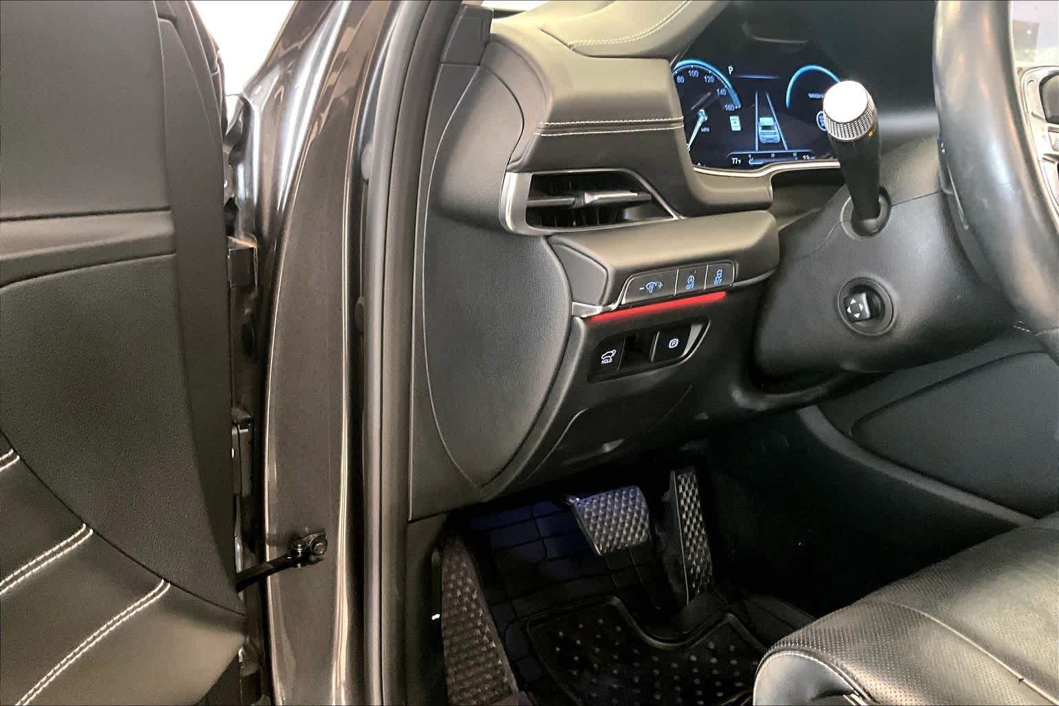 Used 2022 Himalayan Gray Genesis  image 31