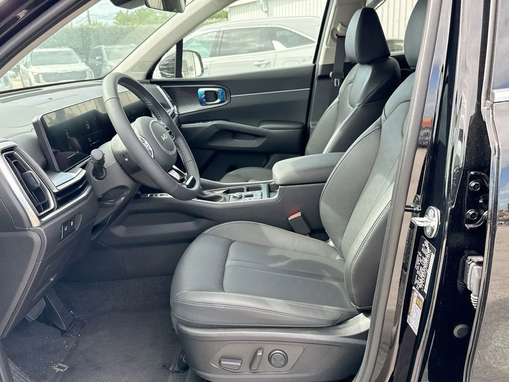 New 2025 Black Kia EX image 12