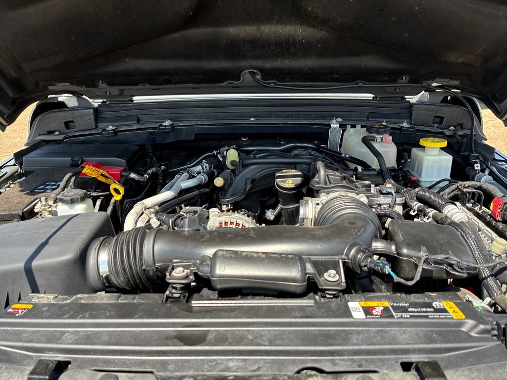 Used 2022 Gray Jeep Mojave image 30